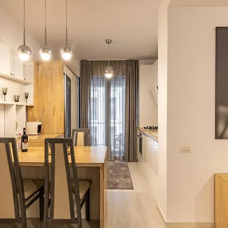 Apartamento Luxury 5-min Walk To Old Town And Free Parking By Mm Host *